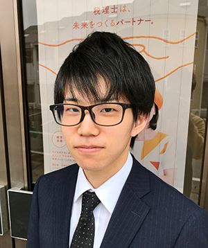 新保渉人物画像